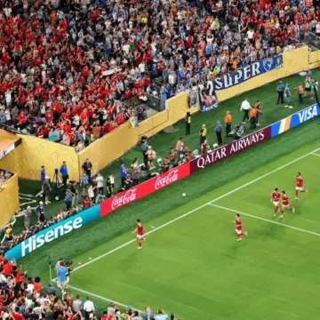 رسميًا: الأهلي المصري يطيح بمدربه.. ويستعيد وائل جمعة